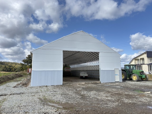 北竜町、大型農業用倉庫(大型農機を格納)