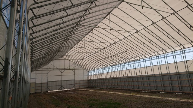 北竜町、大型農業用倉庫(大型農機を格納)