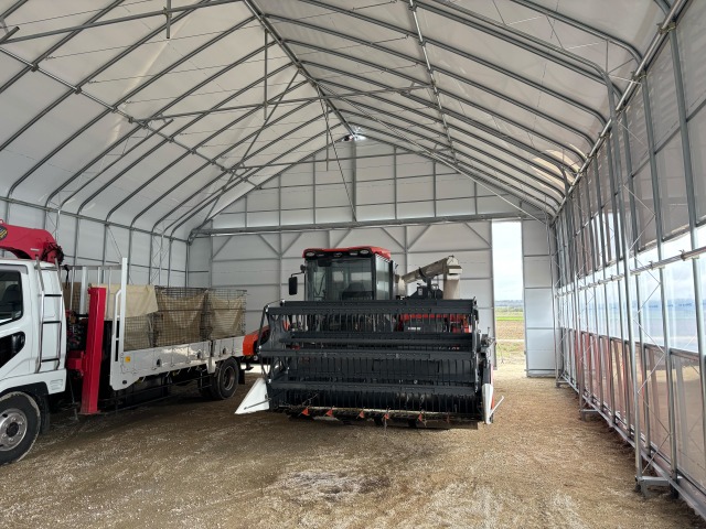 厚真町、農業用倉庫