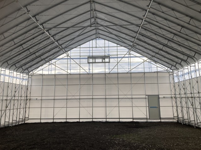 美唄市、大型農業用倉庫(トラクター、コンバインなど)